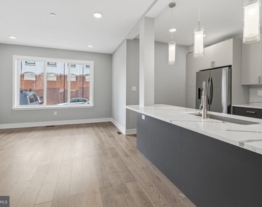 1111 S 24th Street - Photo Thumbnail 2