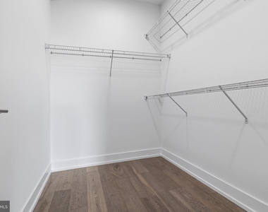 1111 S 24th Street - Photo Thumbnail 12