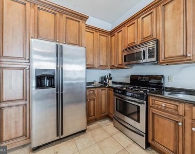 128 South Street - Photo Thumbnail 1