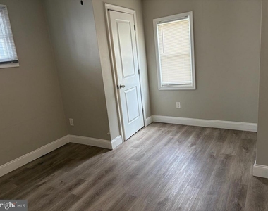 141 S 57th Street - Photo Thumbnail 5