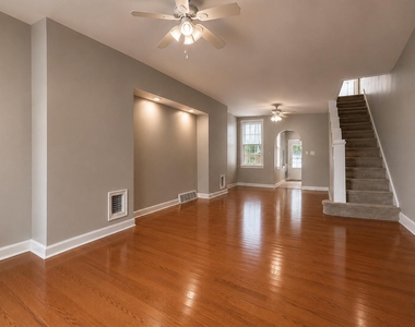 2643 Emerald Street - Photo Thumbnail 1