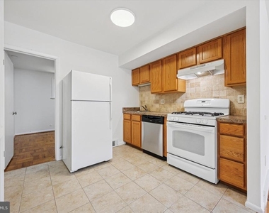 348 Ripka Street - Photo Thumbnail 9