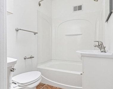 348 Ripka Street - Photo Thumbnail 7