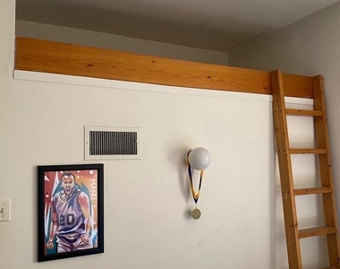 325 S Juniper Street - Photo Thumbnail 5
