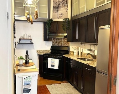 240 S 13th Street - Photo Thumbnail 7