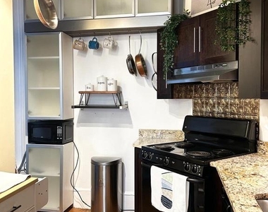 240 S 13th Street - Photo Thumbnail 6
