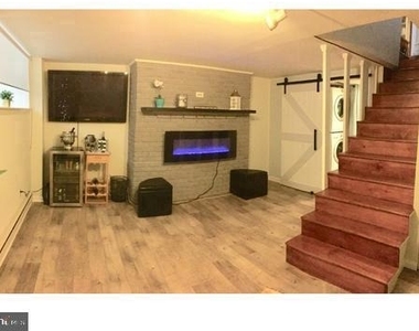 240 S 13th Street - Photo Thumbnail 10