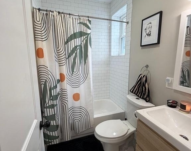 2930 Nicholas Street - Photo Thumbnail 19