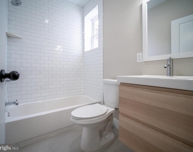 2930 Nicholas Street - Photo Thumbnail 1