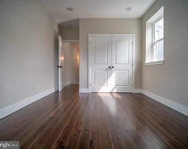 2930 Nicholas Street - Photo Thumbnail 10