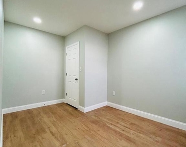 1416 S Broad Street - Photo Thumbnail 11
