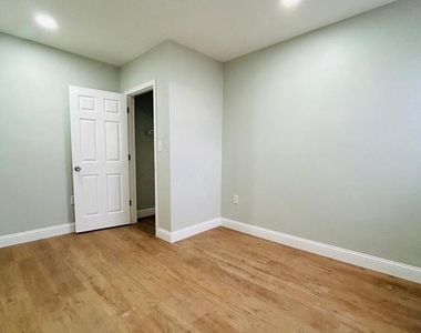 1416 S Broad Street - Photo Thumbnail 8