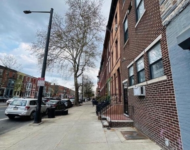 1416 S Broad Street - Photo Thumbnail 17