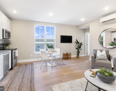 6712 Ridge Avenue - Photo Thumbnail 4