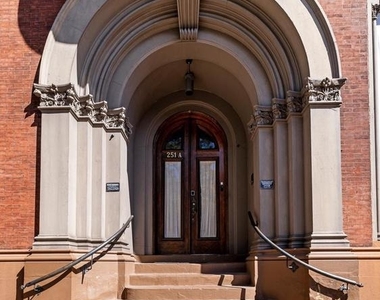 251 S 22nd Street - Photo Thumbnail 2