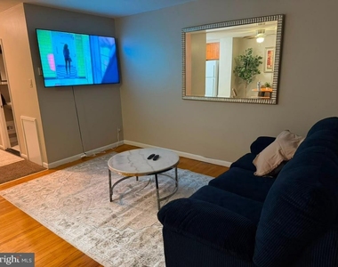 3922 3922 Lankenau Ave - Photo Thumbnail 3