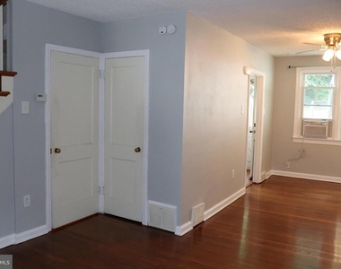 317 W Salaignac Street - Photo Thumbnail 7
