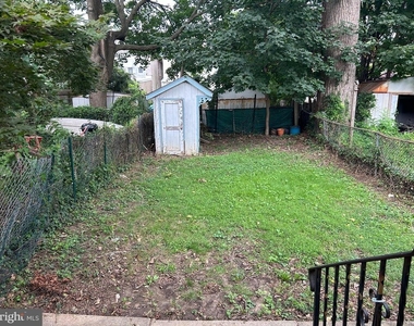 478 Martin Street - Photo Thumbnail 6