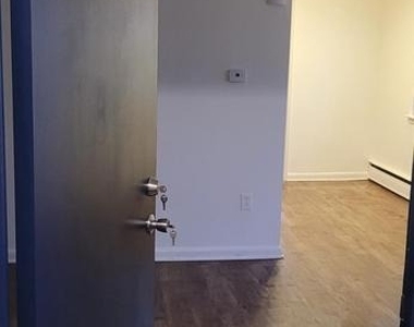 7712 Watson Street - Photo Thumbnail 5