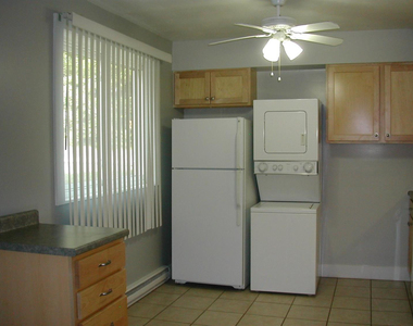 245 Brookridge Court - Photo Thumbnail 4