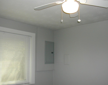 245 Brookridge Court - Photo Thumbnail 12