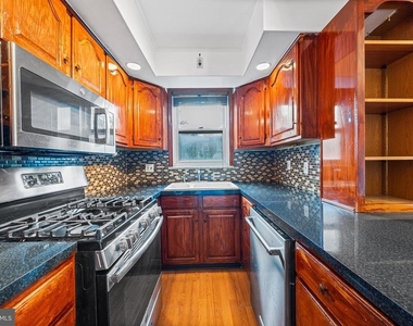 3858 Berkley Avenue - Photo Thumbnail 12