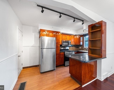 3858 Berkley Avenue - Photo Thumbnail 10