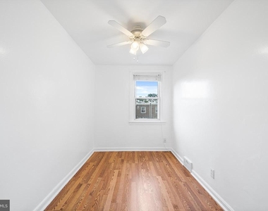 3858 Berkley Avenue - Photo Thumbnail 18