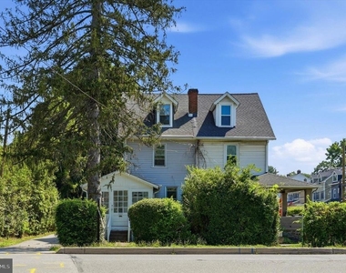 729 E Haverford Road - Photo Thumbnail 3