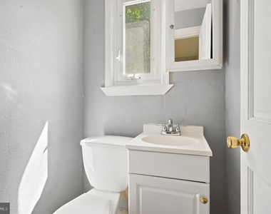 729 E Haverford Road - Photo Thumbnail 10