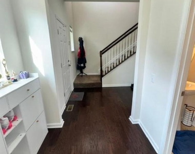 733 Sun Valley Court - Photo Thumbnail 36