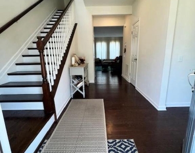 733 Sun Valley Court - Photo Thumbnail 11