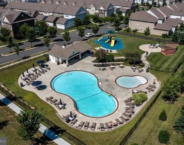 733 Sun Valley Court - Photo Thumbnail 37