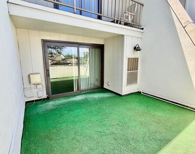 297 Summit House - Photo Thumbnail 3