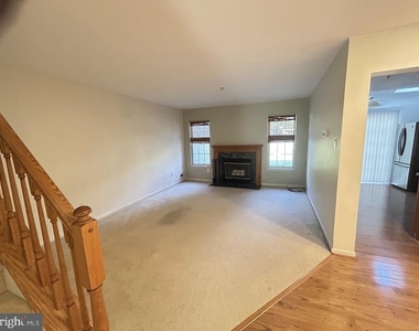 2623 Virginia Lane - Photo Thumbnail 13