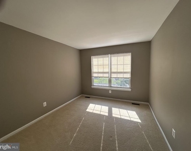 2623 Virginia Lane - Photo Thumbnail 21