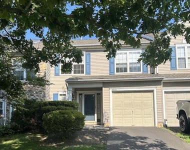 2623 Virginia Lane - Photo Thumbnail 8