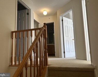2623 Virginia Lane - Photo Thumbnail 16