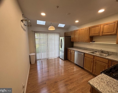 2623 Virginia Lane - Photo Thumbnail 15