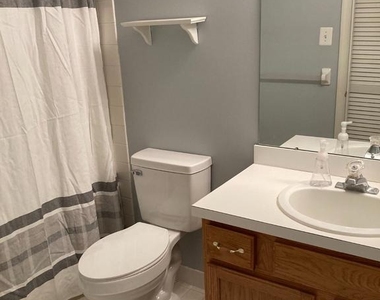 2623 Virginia Lane - Photo Thumbnail 6