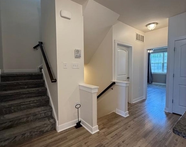 116 Konefal Street - Photo Thumbnail 12