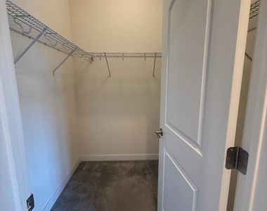 116 Konefal Street - Photo Thumbnail 18