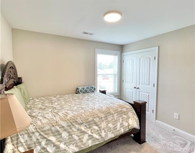148 Old Montague Way - Photo Thumbnail 15