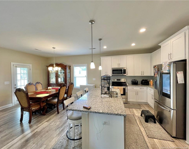 148 Old Montague Way - Photo Thumbnail 9