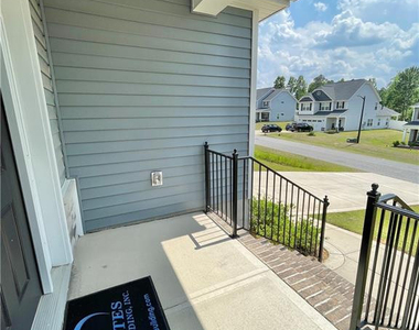 148 Old Montague Way - Photo Thumbnail 4