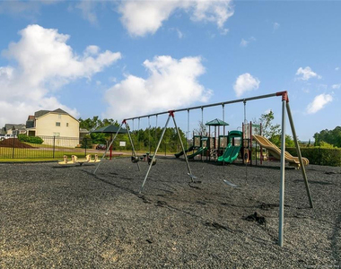 148 Old Montague Way - Photo Thumbnail 28