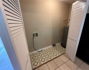 1025 Wood Creek Drive - Photo Thumbnail 2