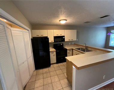 1025 Wood Creek Drive - Photo Thumbnail 7