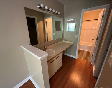 1025 Wood Creek Drive - Photo Thumbnail 13