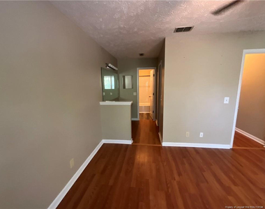 1025 Wood Creek Drive - Photo Thumbnail 12
